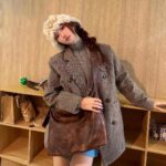 регульована ручка, різні розміри, багато кишень,