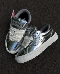 Кросівки "STRAYE LOGAN PUFF CHROME"
